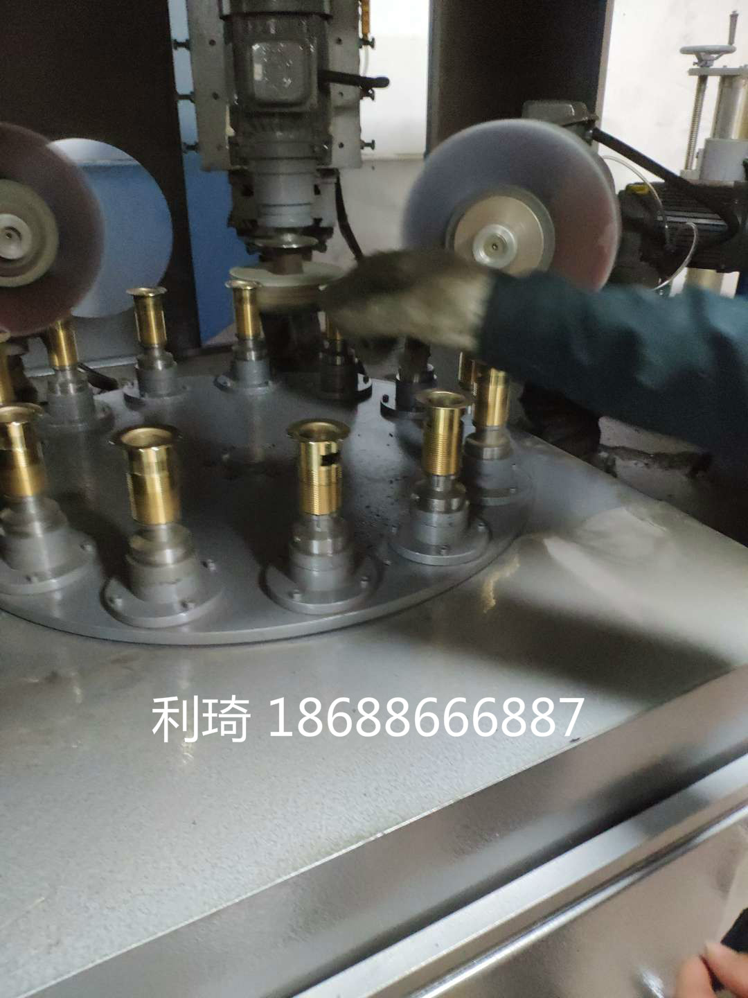 金属自动抛光机